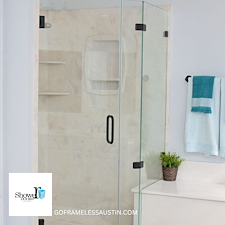 Custom-Shower-Glass-Enclosures-The-Key-to-a-Spa-Like-Bathroom 2