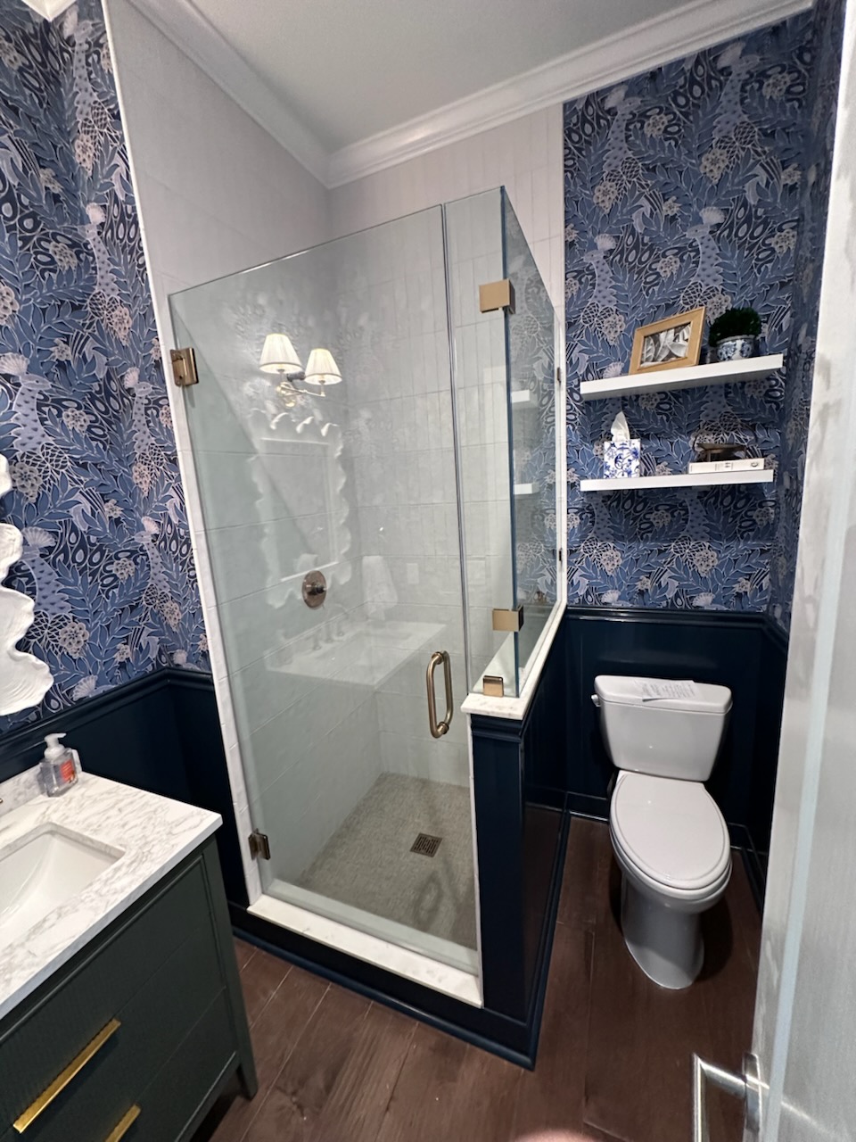 Frameless 90 with Pony Wall Glass - Photo 2